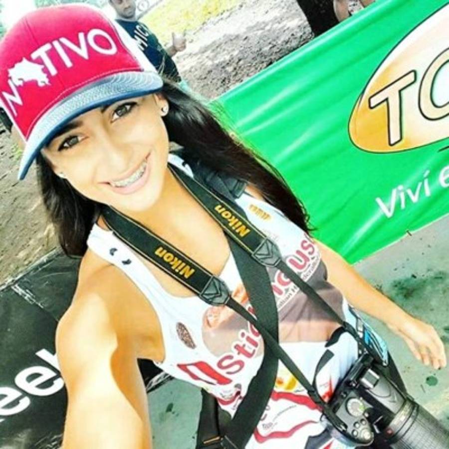 Gloriana Miranda, la hermosa voleibolista tica que enamora en cada juego