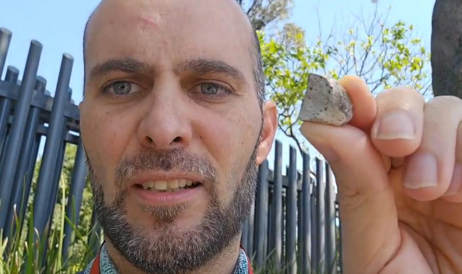 Escándalo en Chivas: un futbolista explotó un petardo en la conferencia y los periodistas abandonaron el lugar