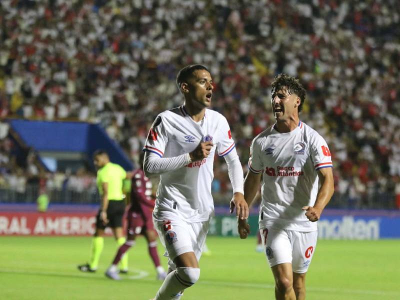 Olimpia se enfrenta al Saprissa en el clásico centroamericano que define el liderato del grupo C