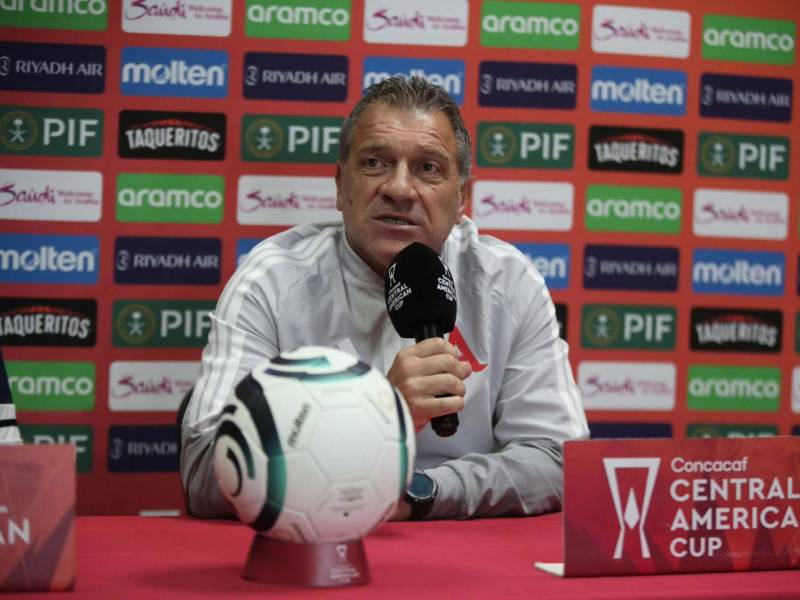 No podemos ponernos nosotros como favoritos enfrentando a un equipo como Motagua, que es candidato a ganar esta copa, expresó Pompei previo al duelo.