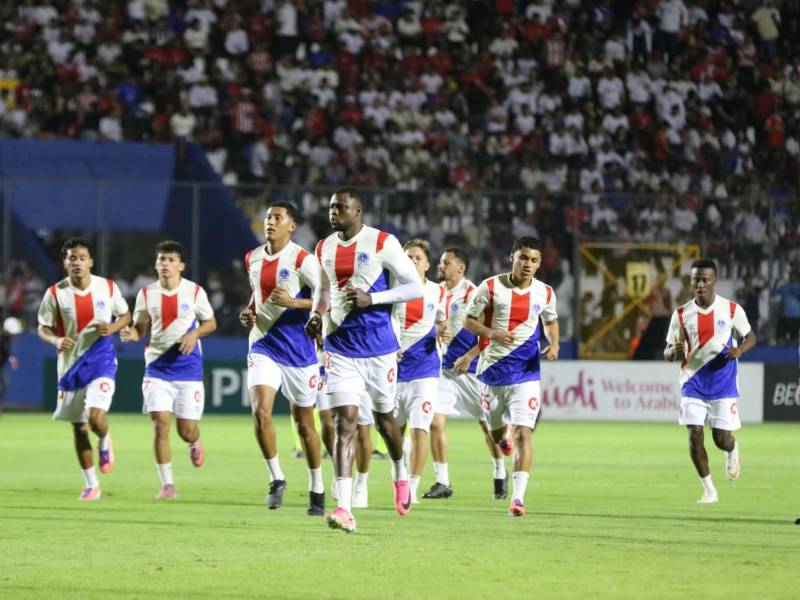 Olimpia le gana la batalla a Saprissa: repasa los goles del clásico centroamericano