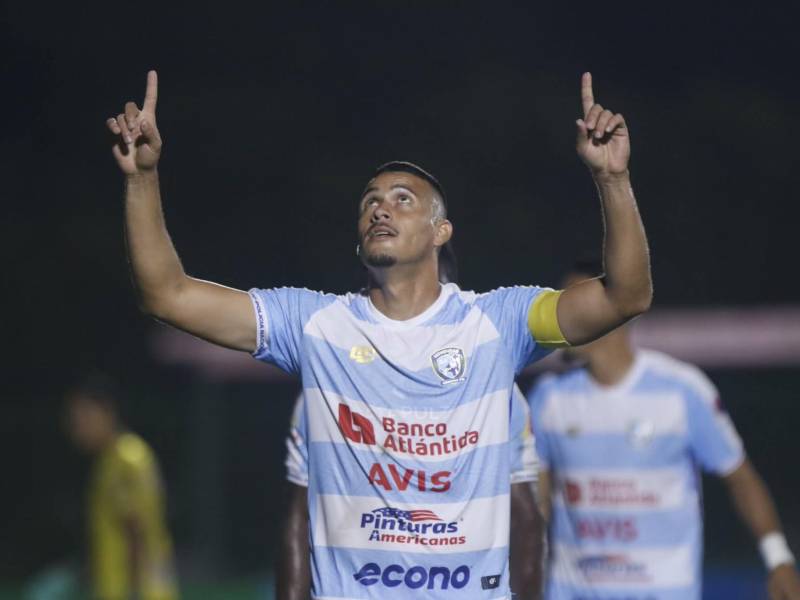 El veterano delantero Ángel Tejeda anotó 10 goles en 43 partidos con el Génesis PN.