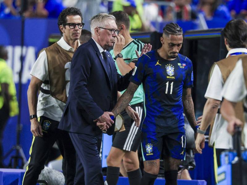 Raphinha no está al 100 %, pero estará en el banquillo, anuncia Ancelotti