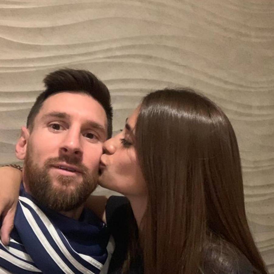 Modelo brasileña acusa a Antonela Rocuzzo de perseguirla y dice que está “locamente celosa” por Messi