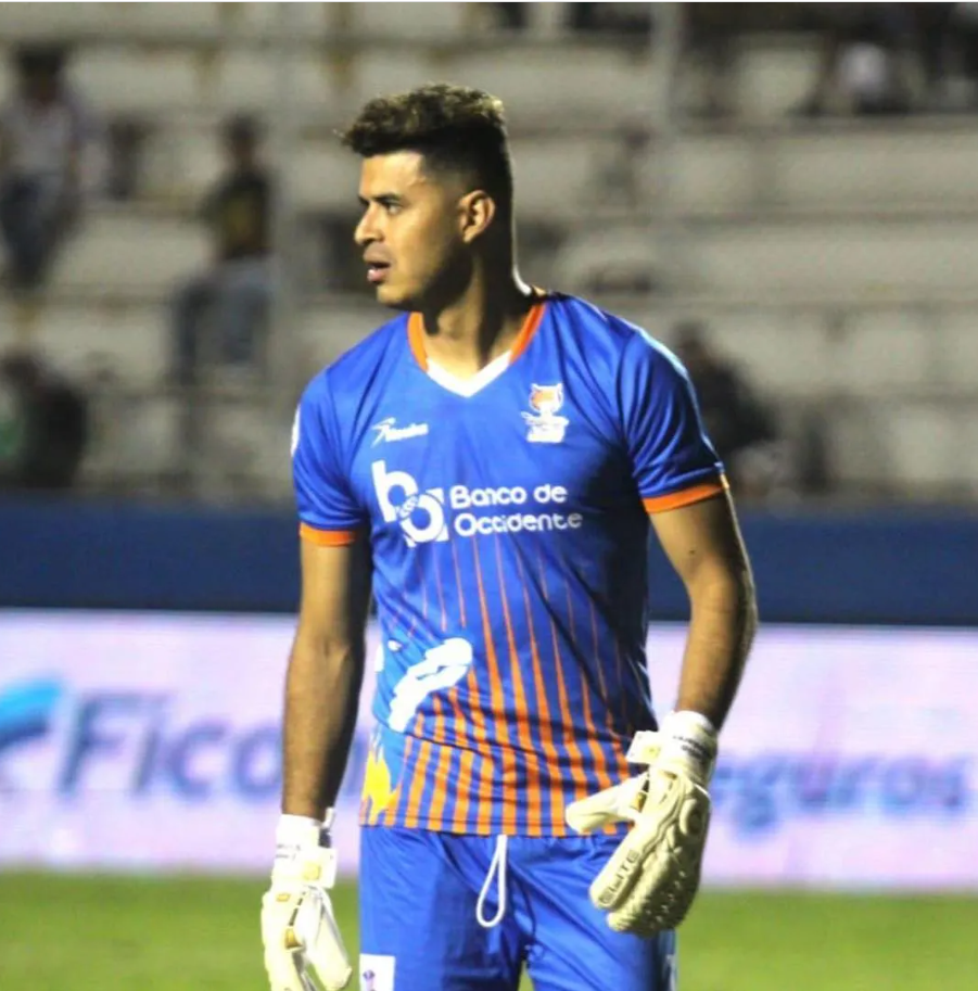 Fichajes: Asiático sorprende en Honduras, Buba López es noticia en el extranjero y la baja de Motagua que firmó en el exterior