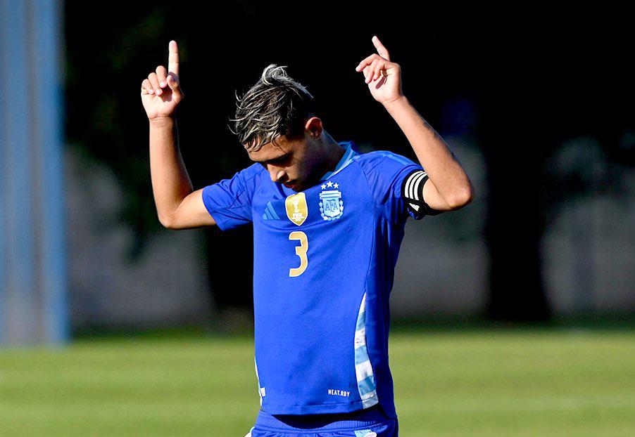 Scaloni lo llamó, solo tiene 16 años y debutaría contra Honduras en Texas