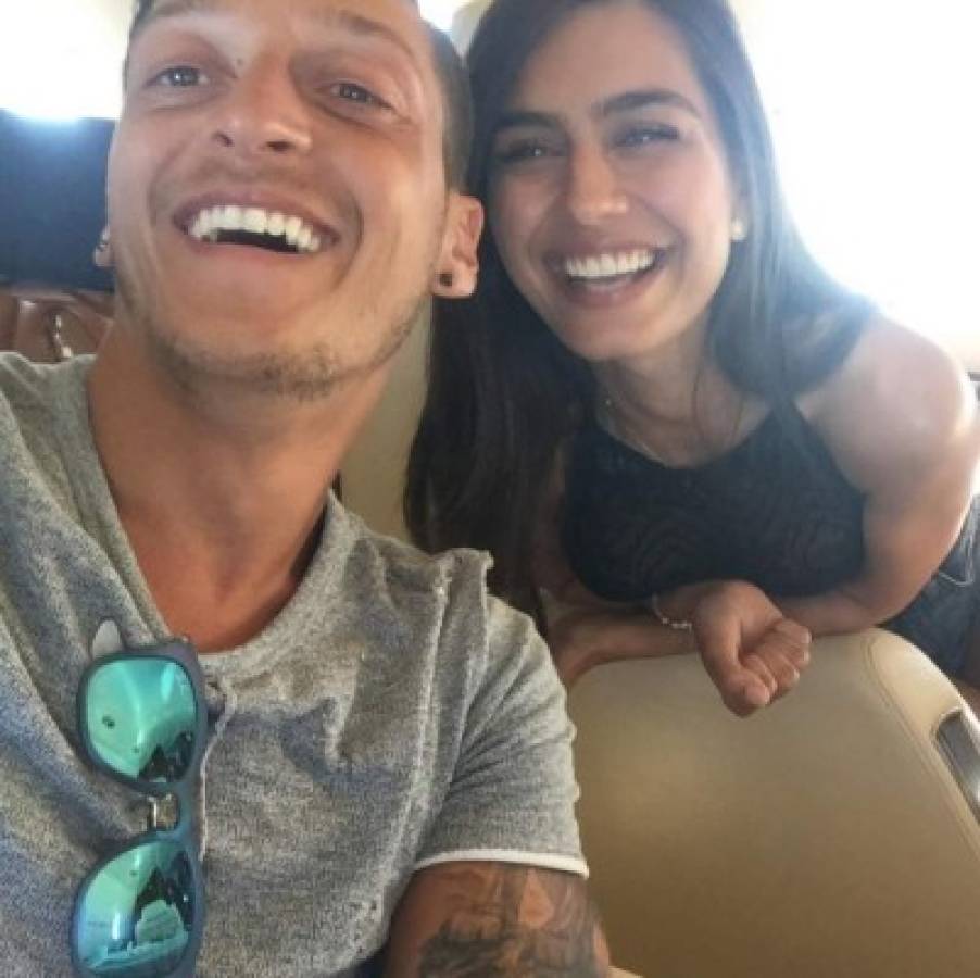 ¡Belleza! Amine Gülse, la Miss Turquía que flechó al alemán Mesut Özil