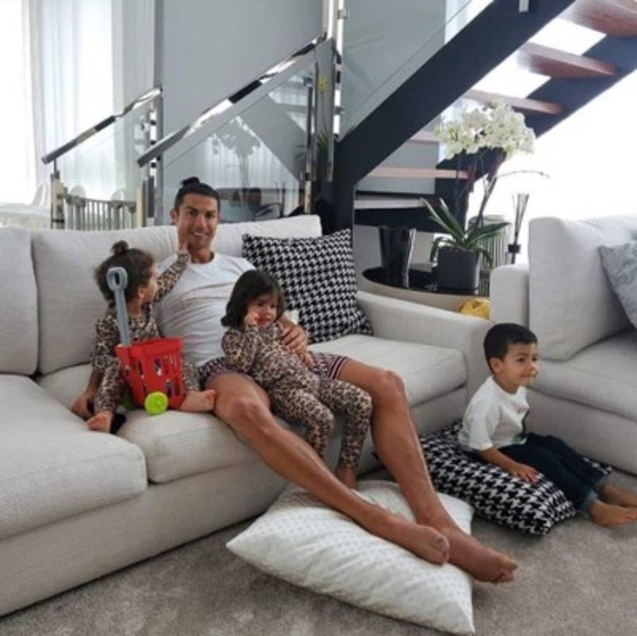 Cristiano Ronaldo es captado entrenando en un estadio y en plena crisis por coronavirus