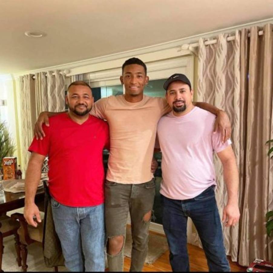 Navidad en familia, alegría y bromas: así festejaron la Nochebuena los futbolistas hondureños