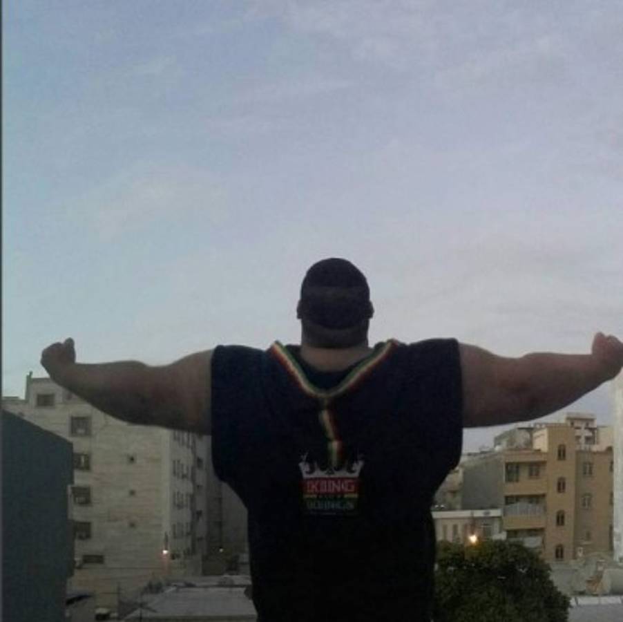 Las impresionantes fotos de Hulk humano, el iraní que luchará contra ISIS