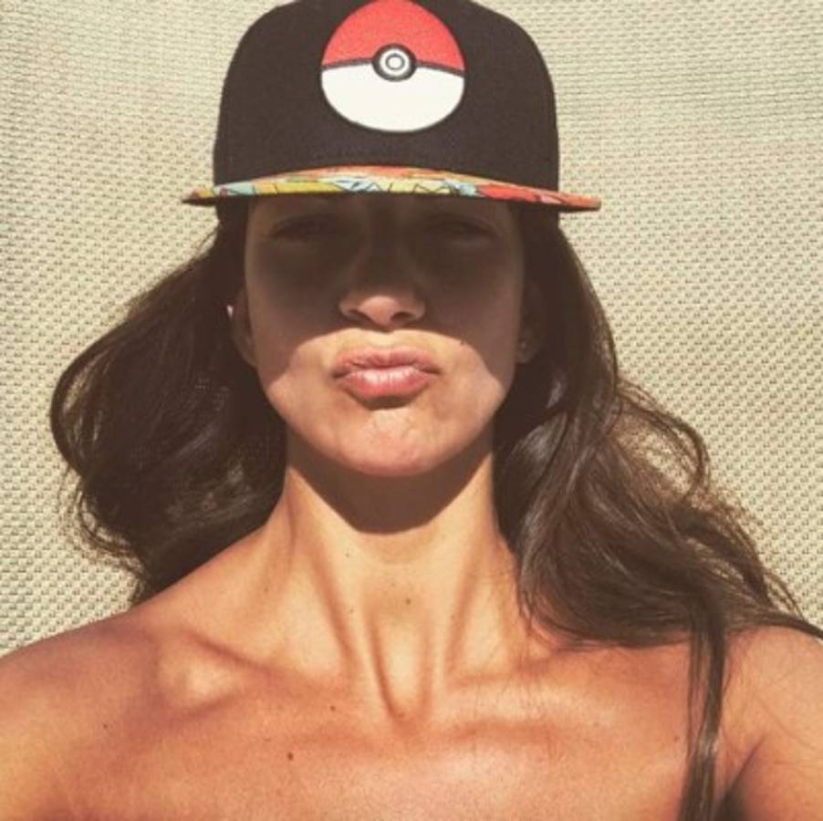 ¡Hermosa! Lorena Bernal, la guapa esposa del candidato a asumir el banquillo del Arsenal