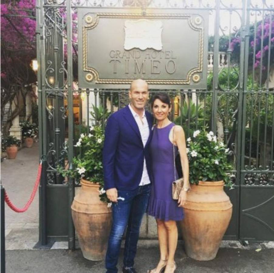 Así disfrutan las vacaciones los cracks ¡Vaya carita la de Messi!