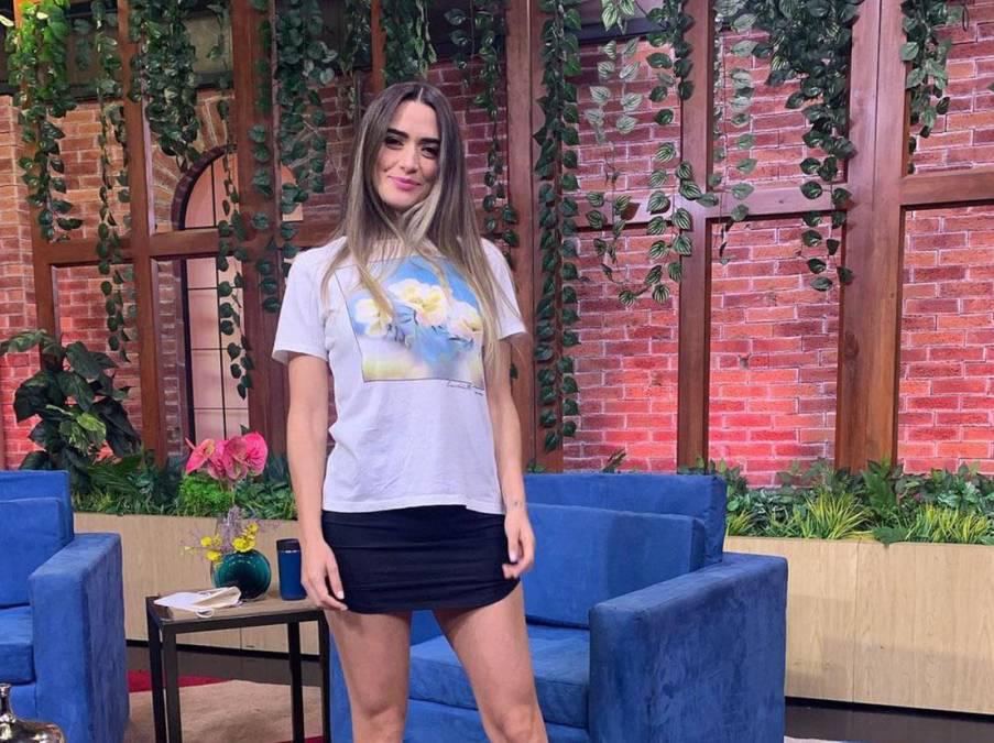 Periodista termina relación con ex futbolista e influencer quiere conquistarla: “Tus ojos me recuerdan la época dorada del Barça”