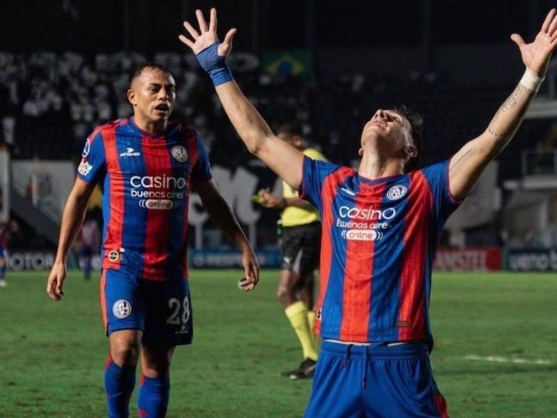 Rodrigo Auzmendi no perdona y así le anotó al Santos de Neymar en la Sudamericana