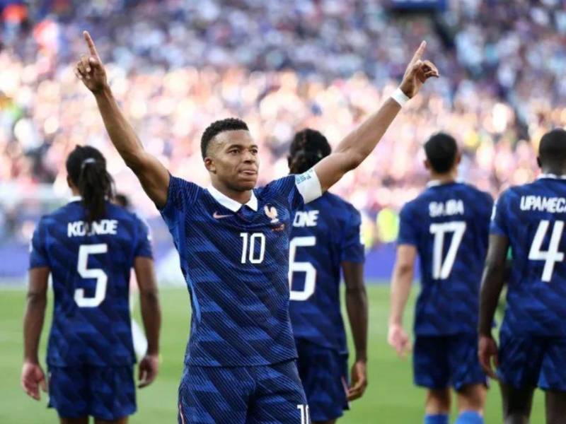 Francia define su pase a las semifinales ante Marruecos.