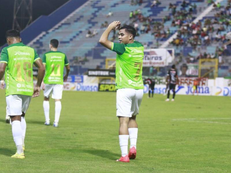 Isaac Castillo se sumó a la fiesta de goles de Marathón.