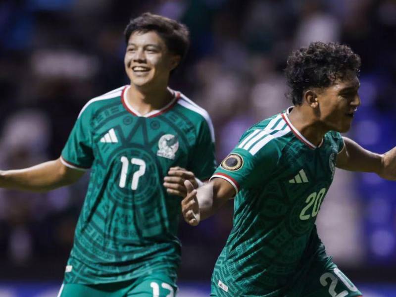 México hizo respetar su condición de local y mandó a casa a Panamá.