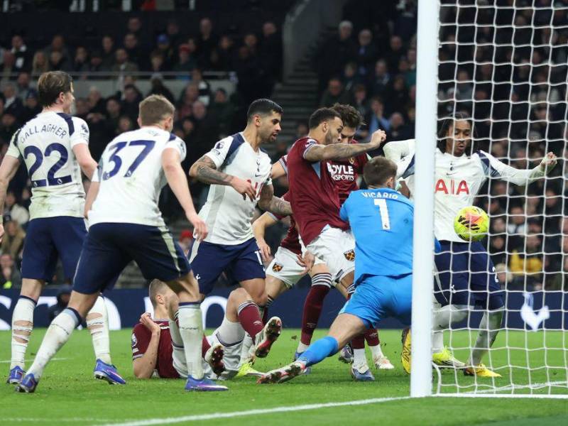 Solo queda una fecha para definir el descenso en la Premier League.