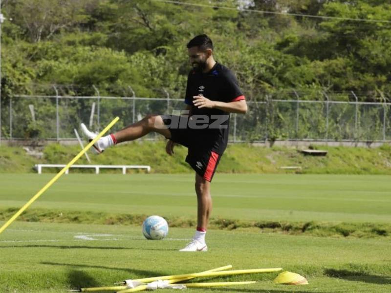 Jorge Álvarez está lesionado y Espinel manda mensaje al cuerpo técnico de la Selección