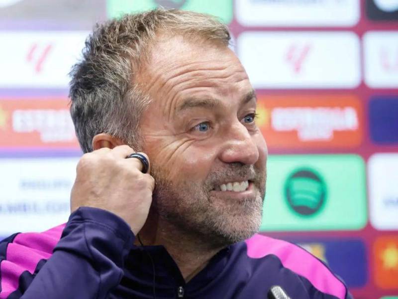 Hansi Flick lo quiere en Barcelona y el jugador habló sobre la posibilidad.