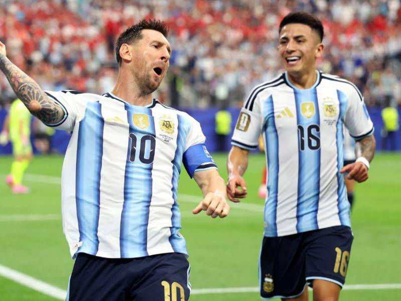 Lionel Messi hizo más grande su leyenda. Marcó doblete ante Austria.