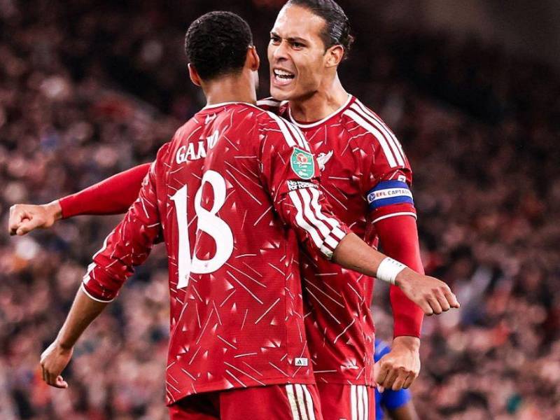 Liverpool pasó de ronda en la Carabao Cup.