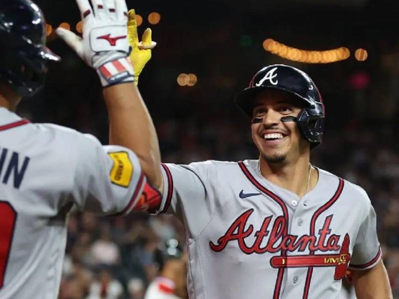 Mauricio Dubón brilla con los Braves pegando tremendo home run