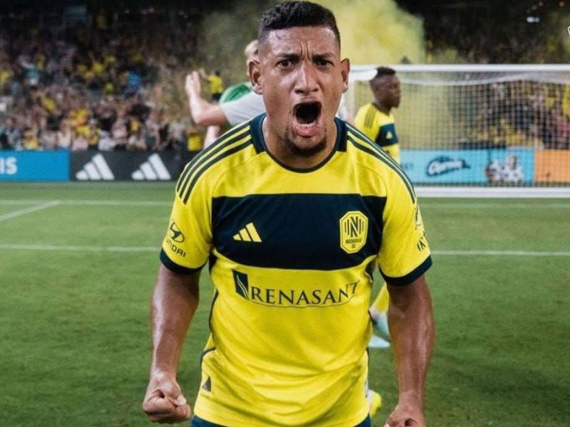 Bryan Acosta anota tremendo doblete con Nashville ante New England