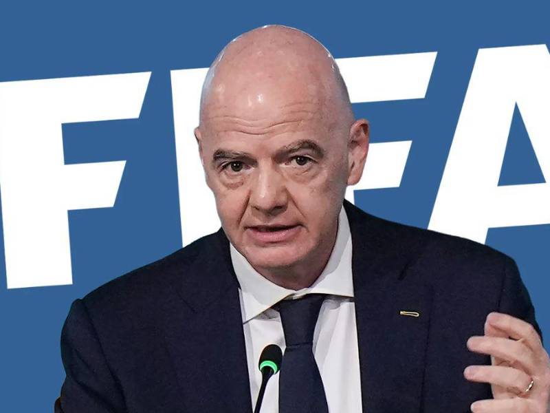 Una petición lanzada por aficionados de todo el mundo exige la salida de Gianni Infantino.