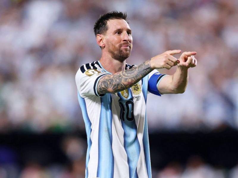 Lionel Messi sigue muy vigente a sus 38 años tras hattrick ante Argelia.