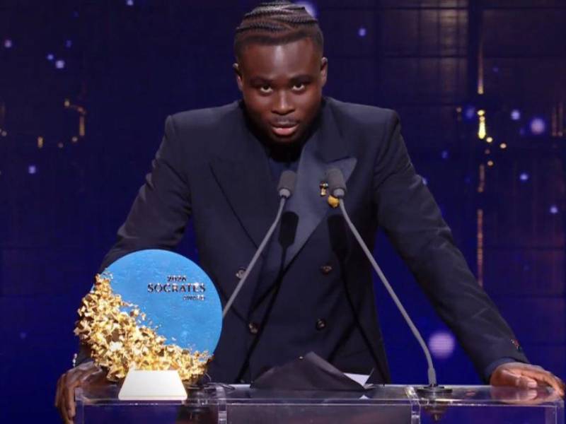 Bukayo Saka fue premiado en la gala del Balón de Oro 2026.