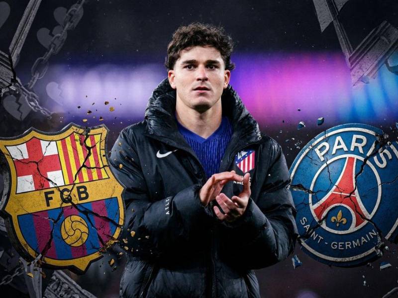 El Atlético de Madrid cree que Julián Álvarez quiere abandonar el club, informa la Cadena Ser. Esto ha despertado un bombazo para Barcelona y PSG, los principales interesados. Foto: Inteligencia Artificial.