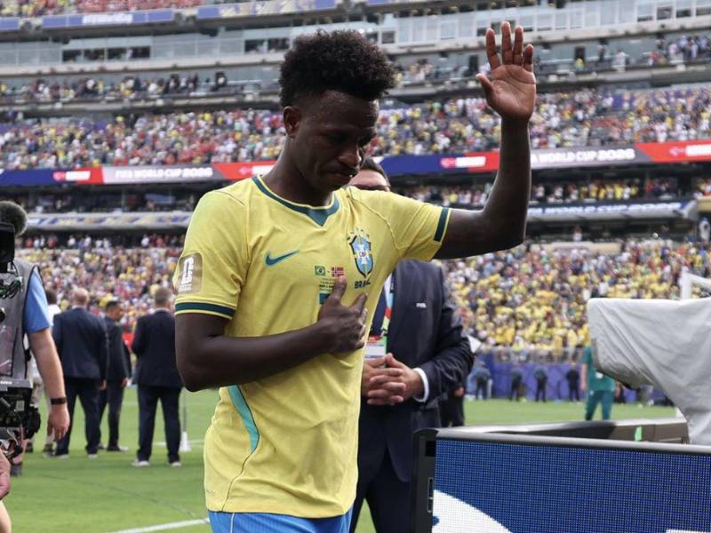 Vinicius no se quiso quedar con nada luego de la derrota de Brasil ante Noruega.