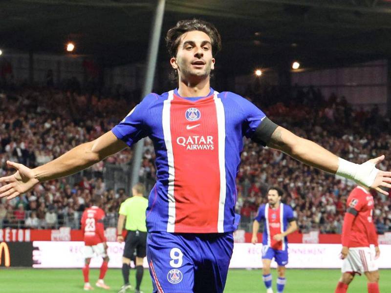 Ferran Torres alegra a Luis Enrique, pero PSG está lejos de ellos en la Ligue 1