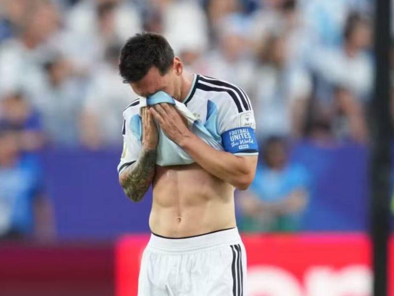 Sale a la luz el verdadero motivo del llanto de Messi: Tiene un problema bastante grave