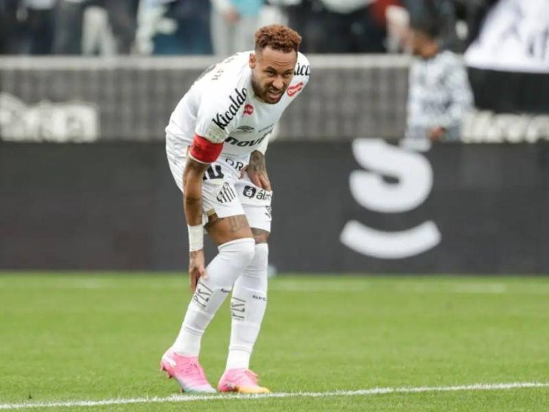 Neymar enciende las alarmas en Brasil tras sufrir una lesión a las puertas del Mundial