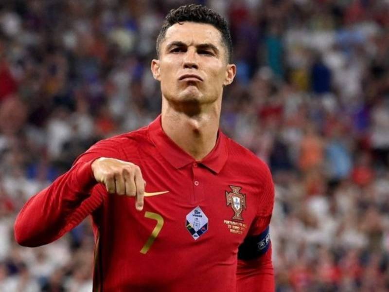 Gracias a que sumó una asistencia, Cristiano Ronaldo se llevó el premio de máximo anotador en la Eurocopa.