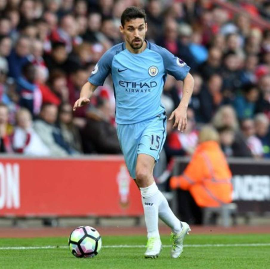 Así sería el 11 ideal de los jugadores que quedan libres