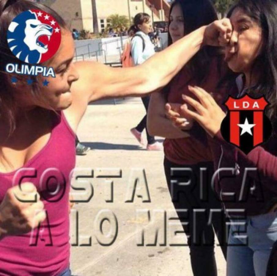 Olimpia elimina a Alajuelense y memes destrozan a Benito Floro