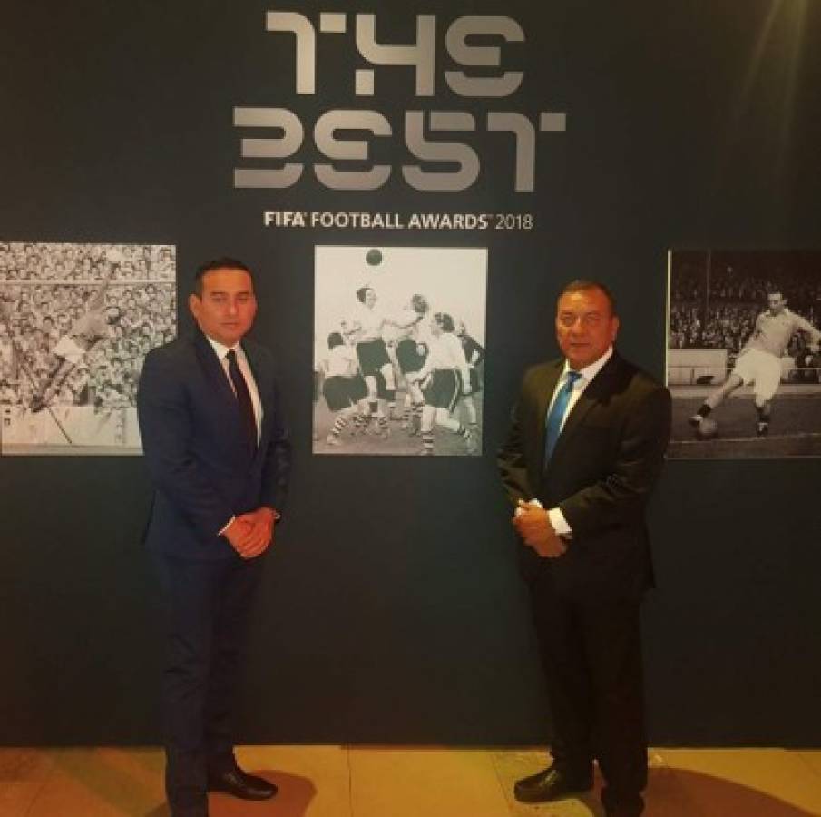 The Best: Dany Alves, Marcelo y Carlos Tábora desfilan en por la alfombra verde