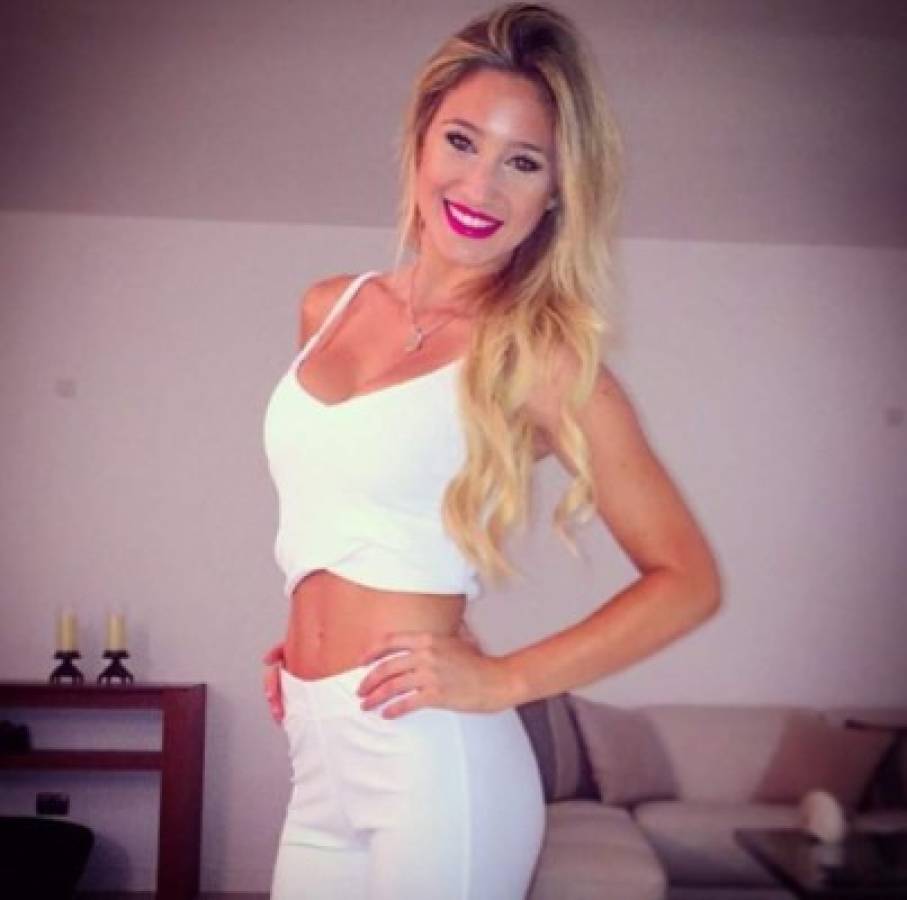 ¡De no creer! En plena celebración de Racing, hija del presidente baja, besa a jugador y oficializa noviazgo