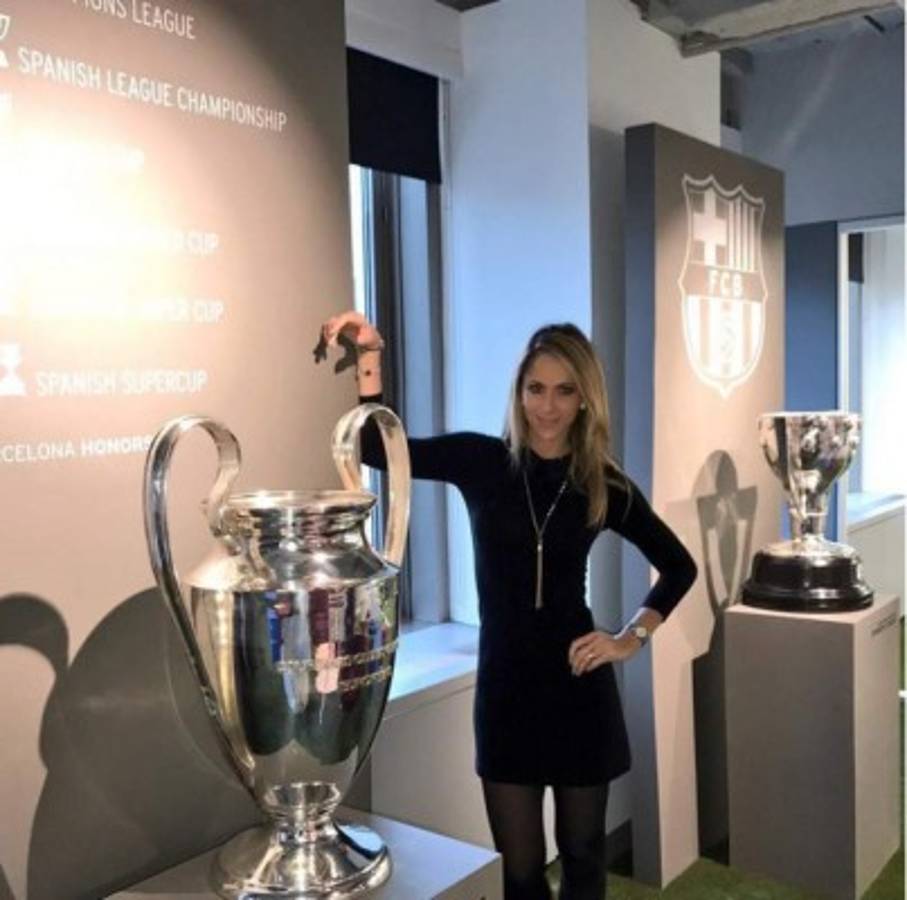 Inés Sainz, la veterana periodista mexicana que causa sensación en el Super Bowl