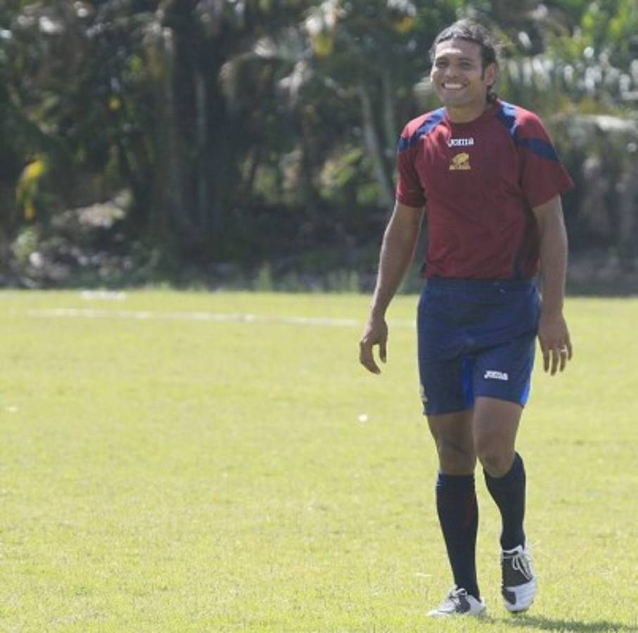 El 11 ideal de todos los tiempos en Motagua para Eddy Atala, presidente azul