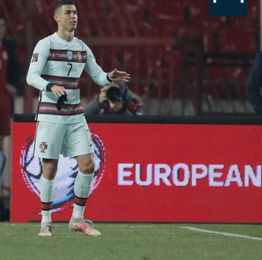 El escándalo de Cristiano Ronaldo tras el gol anulado: Feo gesto y revelan las palabras que dijo  