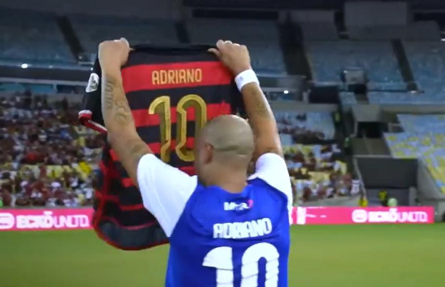 Así fue la despedida de Adriano: se ‘quiebra’ tras escuchar un mensaje de su padre fallecido  y el reencuentro con Ronaldo