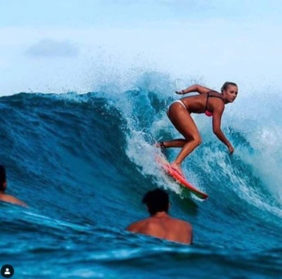 Las hermanas australianas que son surfistas y que se convirtieron en modelos para adultos