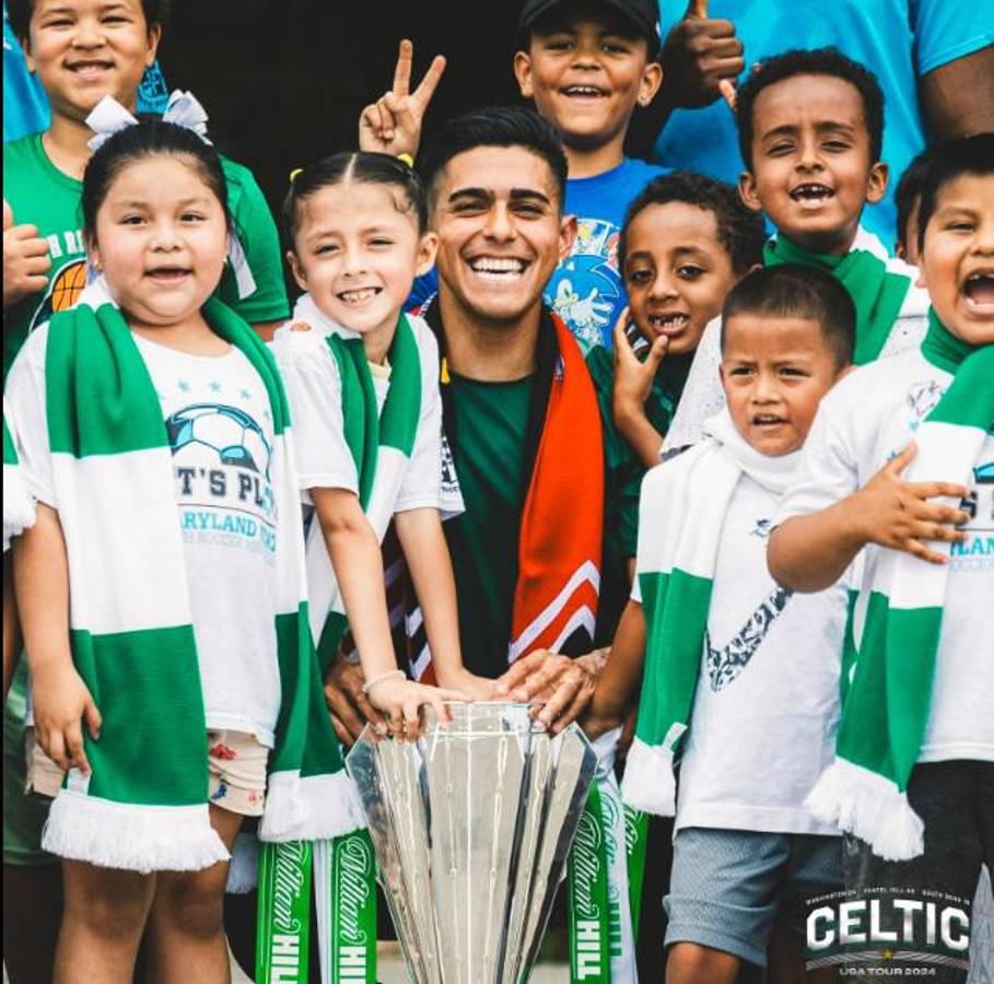 El hondureño Luis Palma visita la Casa Blanca y desata la locura de niños en la gira del Celtic en Estados Unidos