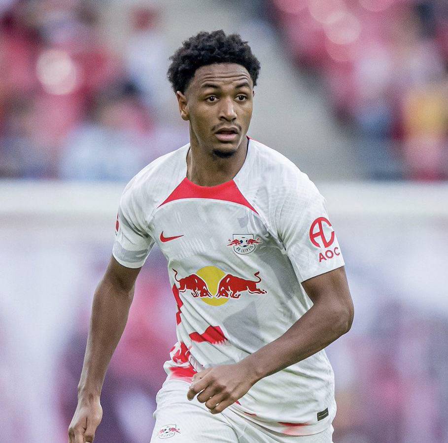 Mbappé está a la venta y desafía al PSG: los otros descartados que entrenan con Kylian y que se irán del club