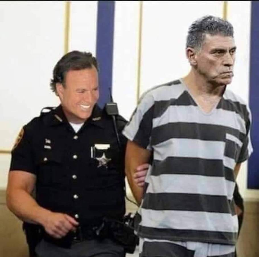 En Costa Rica destrozan con memes a Luis Fernando Suárez tras su despido como técnico de la selección