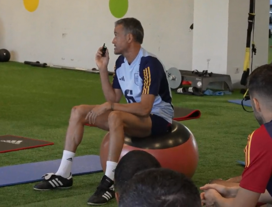 Luis Enrique sorprende: el novedoso método que implementó para los entrenamientos de España y es furor en redes sociales